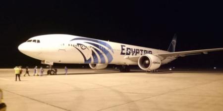 وصول أول طائرة لمصر للطيران من طراز الإيرباص A350-900 إلى مطار القاهرة - جريدة هرم مصر