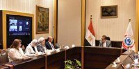 وزير الصحة يعقد اجتماعاً مع نخبة خبراء لبحث تطوير منظومة زراعة الأعضاء - جريدة هرم مصر