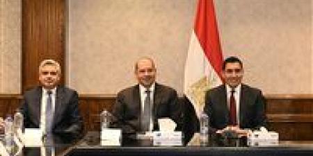 جوهر نبيل وياسر إدريس يضعان خارطة طريق أولمبياد 2028 - جريدة هرم مصر