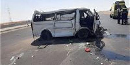 اختلال عجلة القيادة ينهي الرحلة.. مصرع شخصين وإصابة 10 في حادث بالفيوم - جريدة هرم مصر