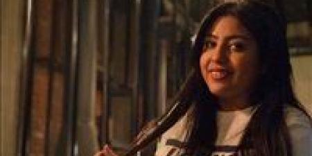 "أنا راضية إن ربنا فاكرني".. زينب العبد تعلن نجاتها من حادث سير مروع - جريدة هرم مصر
