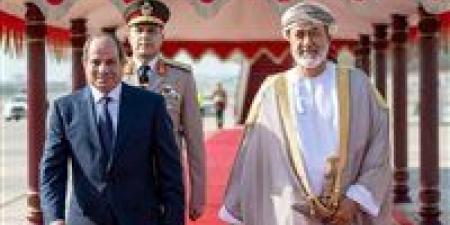 سلطان عمان يستقبل الرئيس السيسي فور وصوله إلى السلطنة في زيارة أخوية - جريدة هرم مصر