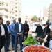 محافظ الفيوم يتفقد محال بيع السلع الغذائية وسوق الخضار والفاكهة بالحادقة - جريدة هرم مصر