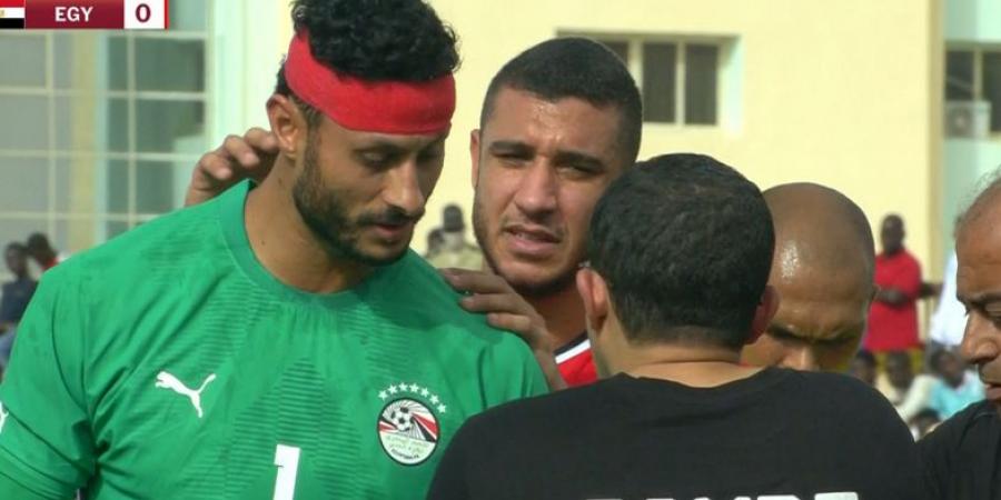 مباراة مصر وموريتانيا: محمد الشناوي يتعرض لغصابة قوية في الرأس ويعود للمشاركة بعد تدخل طبيب المنتخب