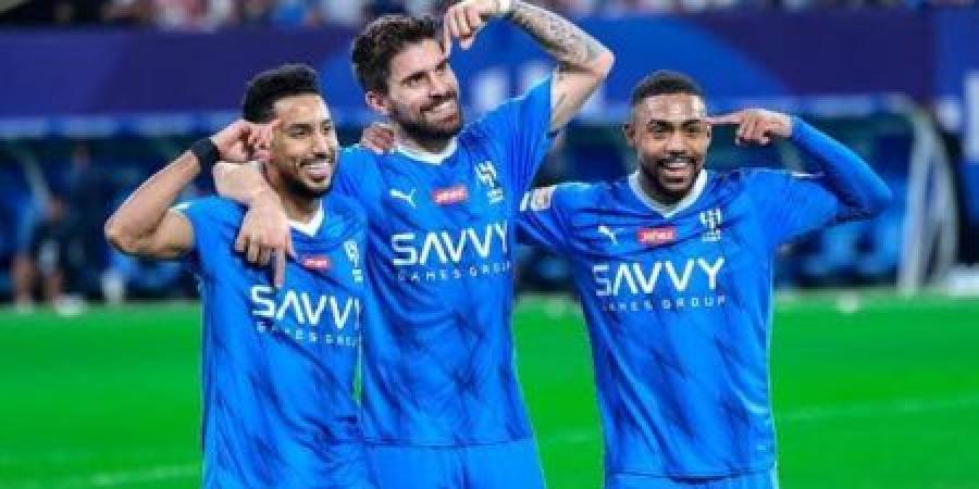 القنوات الناقلة لمباراة الهلال ضد الفيحاء بالجولة 7 فى الدوري السعودي - موقع بالجول