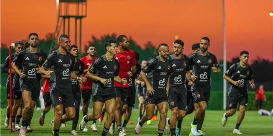 استعدادا للزمالك.. الأهلي يصل ملعب الكريكت لخوض تدريباته.. فيديو