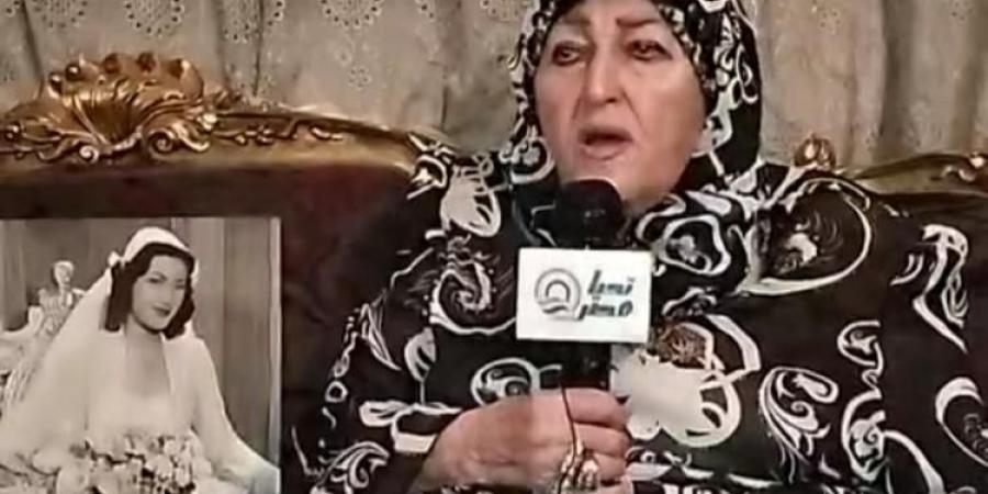 انهيار نجلها.. لحظة تشييع جنازة الفنانة شريفة ماهر من مسجد مصطفى محمد |صور