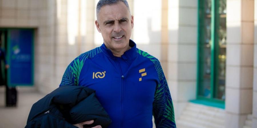 قوميز يفاضل بين ثنائي الفتح لتعويض غياب نجمه أمام الوحدة - هرم مصر