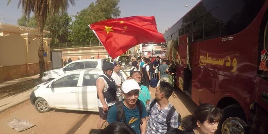 بسبب ضربات المسيرات.. الصين تدعو رعاياها الى مغادرة السودان فورًا - هرم مصر