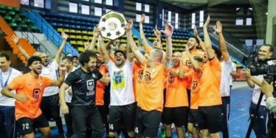البنك الأهلي يتوج بطلا لدوري كرة الصالات - هرم مصر