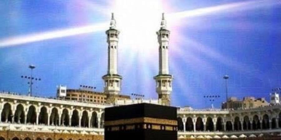 الشمس تتعامد فوق الكعبة بشكل مباشر وتلغي ظلها - هرم مصر