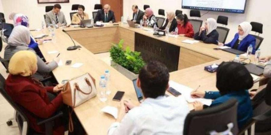 نائب وزير الصحة تعقد اجتماعًا لمتابعة مستجدات توصيات النسخة الثانية للمؤتمر العالمي - هرم مصر