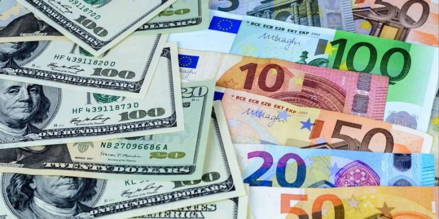 أسعار العملات.. ارتفاع الدولار وتراجع الين واليورو - هرم مصر