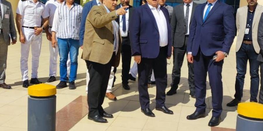 استعدادا لافتتاح المتحف الكبير.. لجنة للتفتيش الأمني تتفقد تجهيزات مطار سفنكس |صور - هرم مصر