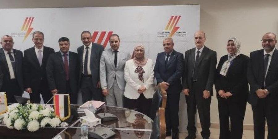 1.5 مليار جنيه.. القابضة تعتمد ميزانية شركة مصر الوسطى لتوزيع الكهرباء - هرم مصر
