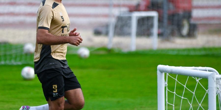 ناصر منسي وبنتايج يشاركان في جزء من تدريبات الزمالك  - هرم مصر