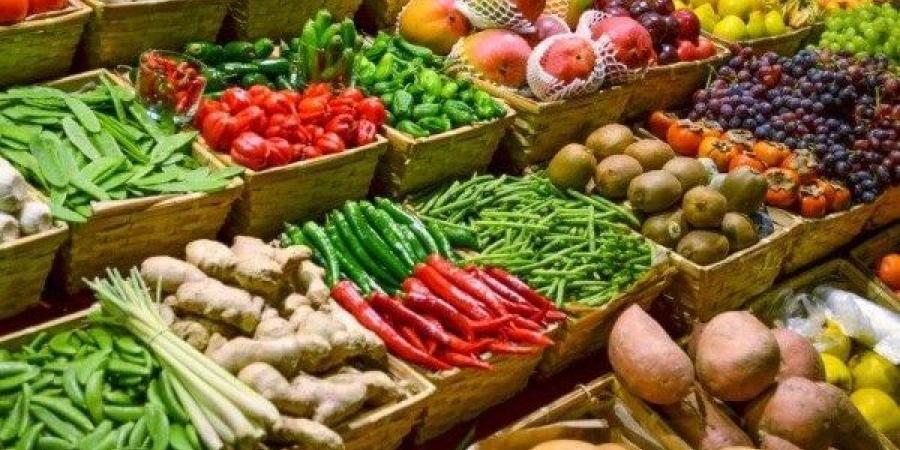 كيلو الطماطم بـ8 جنيهات.. أسعار الخضروات والفاكهة في سوق العبور اليوم - هرم مصر