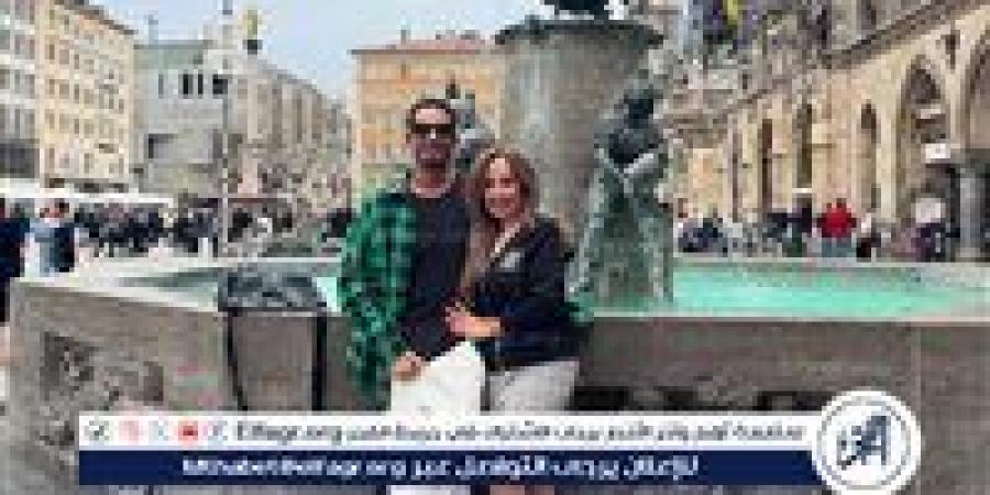 لا شيء يستطيع تفسير الحب.. عمرو سعد يشارك جمهوره صورة رومانسية مع زوجته - هرم مصر