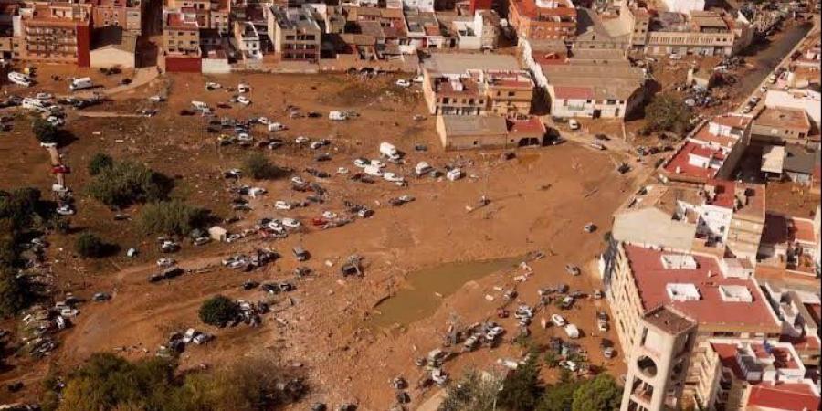 نيجيريا.. مقتل 150 ونزوح الآلاف بسبب الفياضانات وعمليات البحث مستمرة - هرم مصر