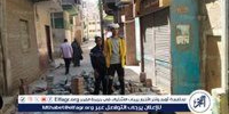 تركيب بلاط الإنترلوك في شوارع مدينة منفلوط بأسيوط - هرم مصر