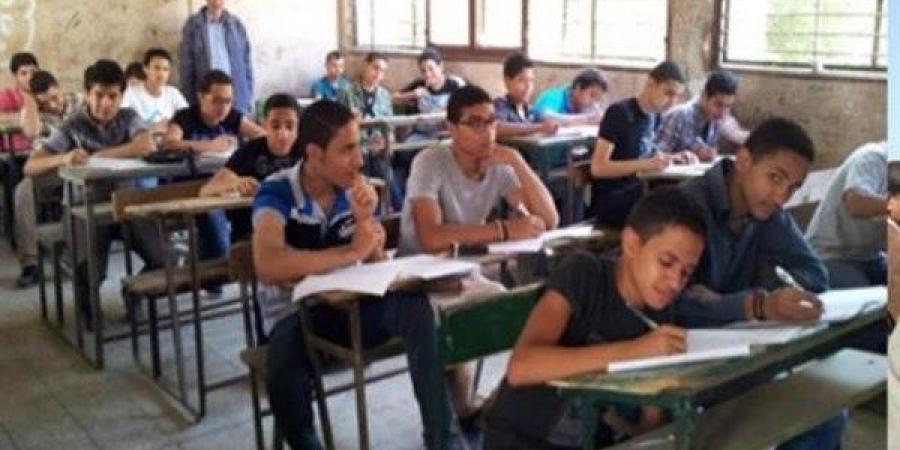 تأجيل امتحانات الإعدادية بالبحيرة ساعة واحدة بسبب الطقس - هرم مصر