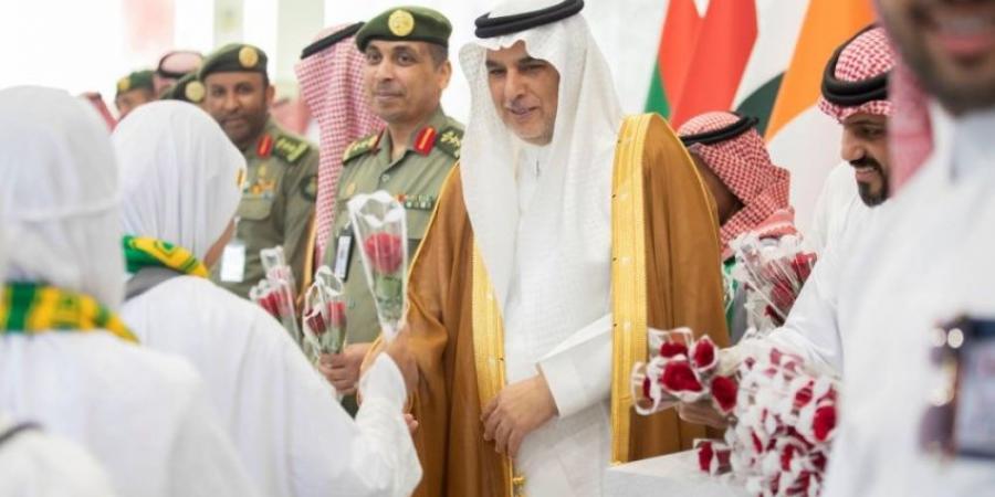 رئيس سدايا يزور صالة مبادرة طريق مكة وصالات الحجاج بمطار جدة - هرم مصر