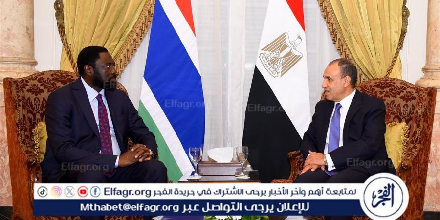 وزير الخارجية والهجرة ونظيره الجامبي يجريان مشاورات سياسية واقتصادية - هرم مصر