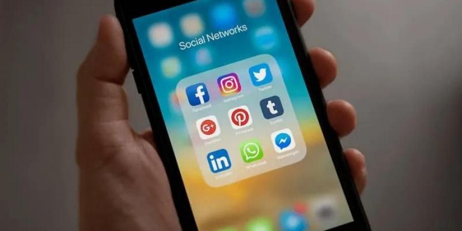 حكم اتخاذ السوشيال ميديا وسيلة فى"تصفية"حسابات الزوجين حال الانفصال #دين وحياة #دار الإفتاء - هرم مصر