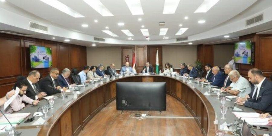 محافظ الجيزة يبحث آليات إنشاء محطة تحويل المخلفات إلى طاقة كهربائية بأبو رواش - هرم مصر