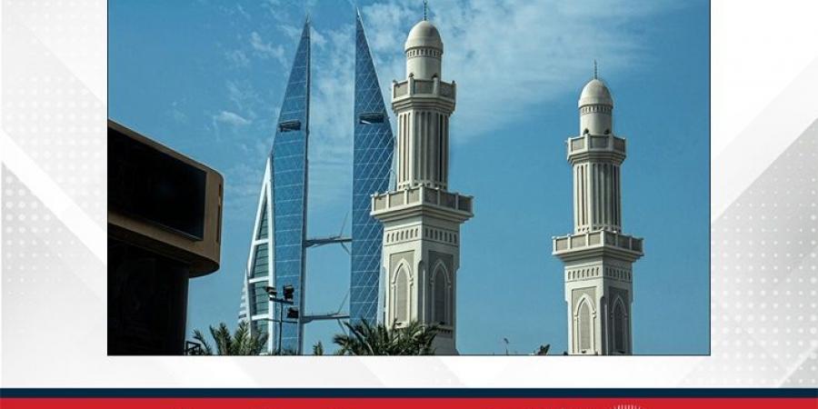 طقس حار نسبيًا مع تصاعد الأتربة في بعض المناطق - هرم مصر