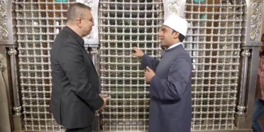 مقتنيات أثرية| كرسي الشعراوي والقبلة القديمة.. معلومات مذهلة من مسجد السيدة زينب - هرم مصر