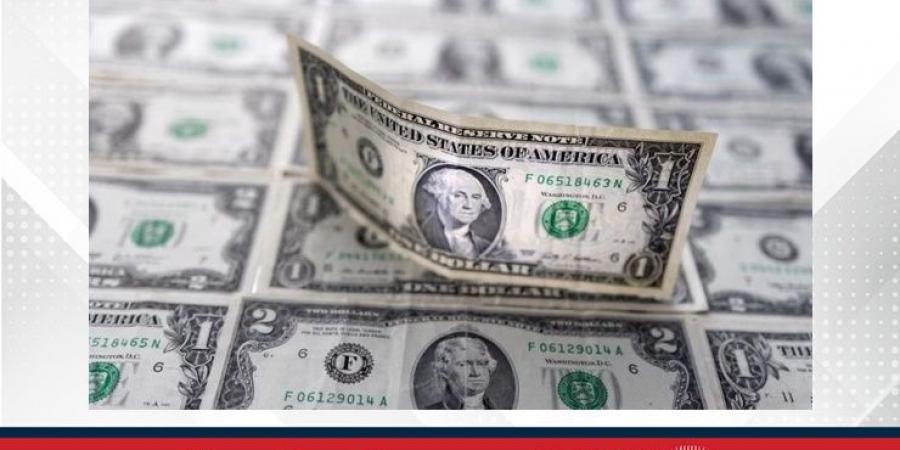 الدولار يتراجع إلى أدنى مستوى في 6 أسابيع متأثرا بالحرب التجارية - هرم مصر