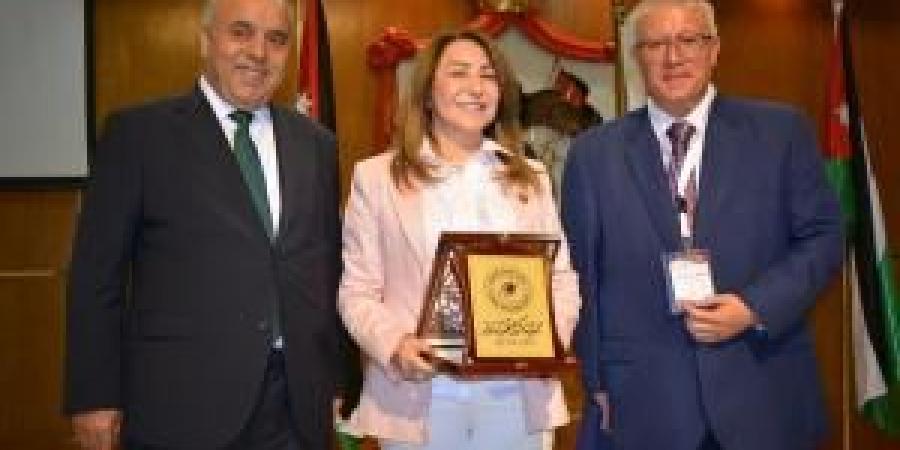 تكريم عمان الاهلية بحفل الأولمبياد العالمي لجمعية المواهب العلمية الثقافية - هرم مصر