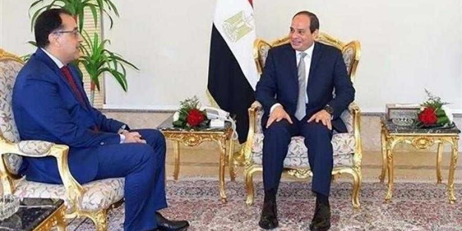 رئيس الوزراء يهنئ الرئيس السيسي بعيد الأضحى المبارك - هرم مصر