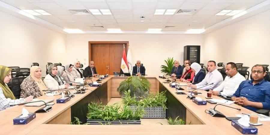 سويلم أهمية تعزيز مشاركة الأفراد والمنظمات في تطويرالأبحاث العلمية - هرم مصر