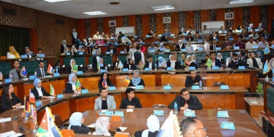 مؤتمر ختامي لنموذج محاكاة اليونيسف يعزز الوعي بقضايا الأطفال العالمية بأسيوط - هرم مصر