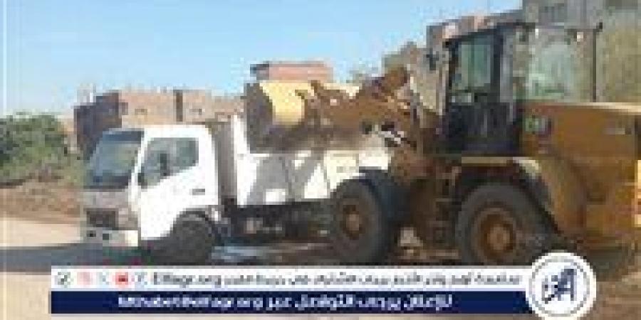 رئيس نجع حمادي: تكثيف أعمال النظافة بالوحدات القروية استعدادًا لعيد الأضحى.. وفارس يتابع ميدانيًا في الغربي بهجورة - هرم مصر