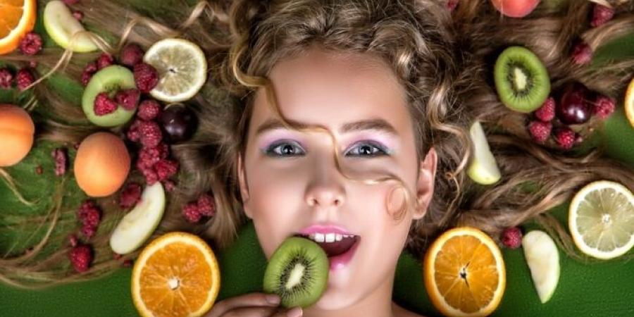 أطعمة طبيعية لتعزيز الكولاجين لبشرة صحية وشابة - هرم مصر