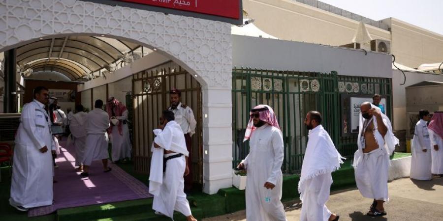بالصور.. الحجاج في طريقهم إلى منى لقضاء يوم التروية - هرم مصر