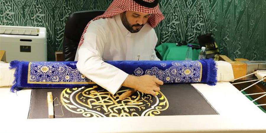 أغلى ثوب في العالم.. الجزيرة نت داخل مجمع الملك عبد العزيز لكسوة الكعبة - هرم مصر
