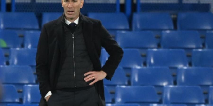 تفاصيل العرض الخرافي الذي رفضه زيدان لتدريب الهلال السعودي - هرم مصر