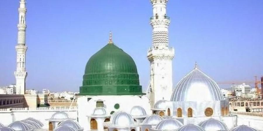 من الدعاء المرجوِّ الإجابة عند مقام النبيّ الشريف #دين وحياة #دار الإفتاء - هرم مصر