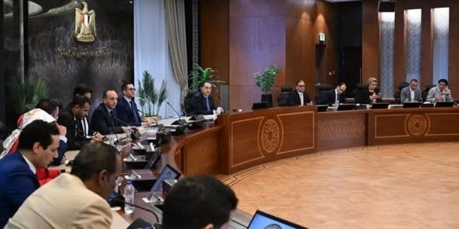 الحكومة: الدولة أوفت بما وعدت به المُصدرين.. وضاعفنا القيمة المُقررة لبرنامج رد الأعباء - هرم مصر