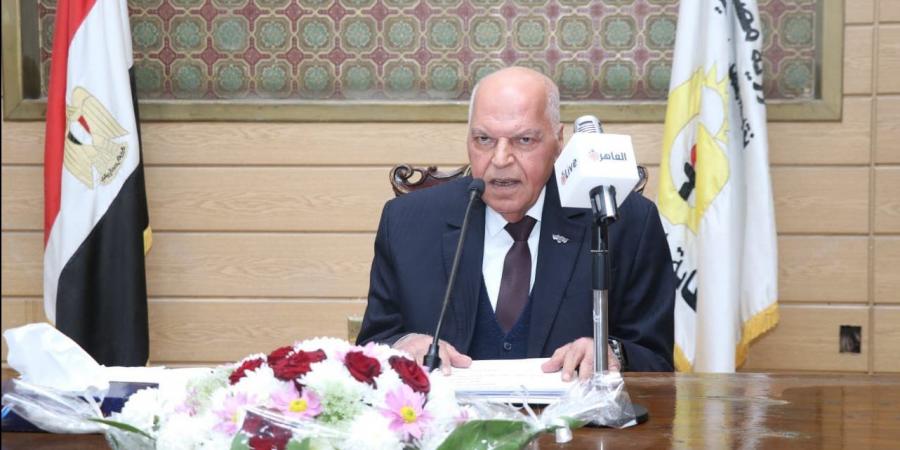 وفاة مراقب في امتحانات الدبلومات بالبحيرة.. والنقابة توجه بمساندة أسرته - هرم مصر