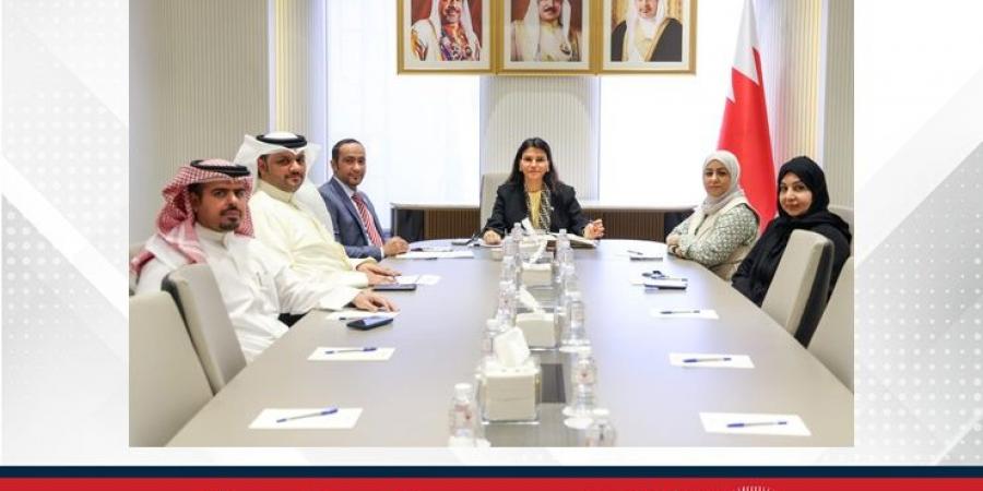 "التوازن بين الجنسين" في "الشورى" تناقش خطتها التشغيلية للفترة المقبلة - هرم مصر