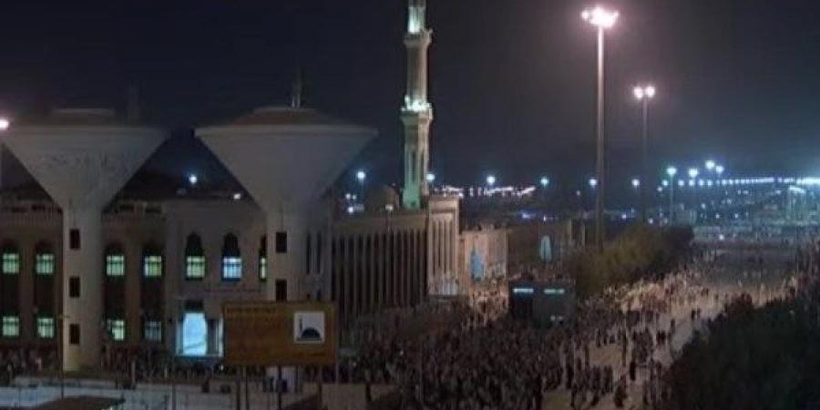 بث مباشر.. حجاج بيت الله يتوافدون على جبل عرفات لأداء صلاة الفجر - هرم مصر