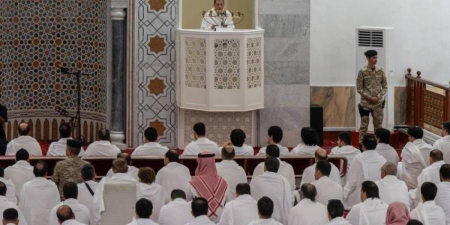 الشيخ بن حميد في خطبة عرفة: يوم عرفة محطة إيمانية عظيمة تتجلى فيها معاني التوحيد والتقوى وتُستجاب فيه الدعوات - هرم مصر