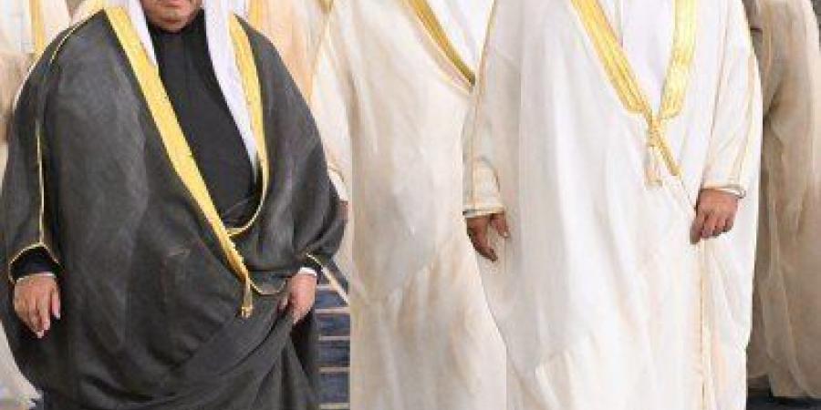 ولي عهد الكويت يؤدي صلاة عيد الأضحى المبارك في مسجد الدولة الكبير - هرم مصر