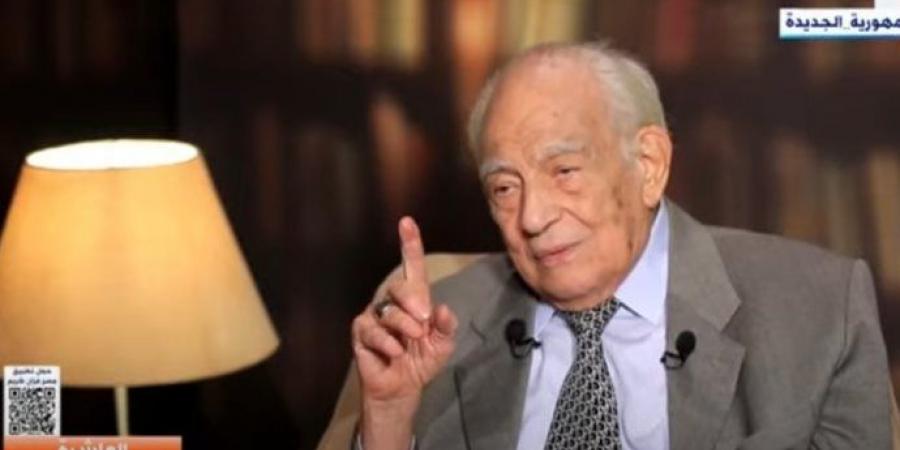 رشوان توفيق: عزت العلايلي صاحب صوت جميل .. وغنّى مع وردة - هرم مصر