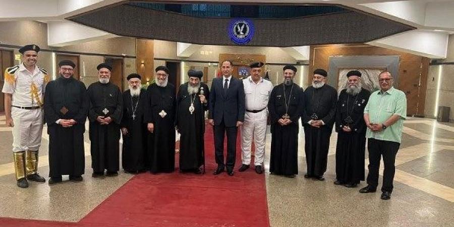 مطران إيبارشية بورسعيد يقدم التهنئة للمحافظ بعيد الأضحى - هرم مصر